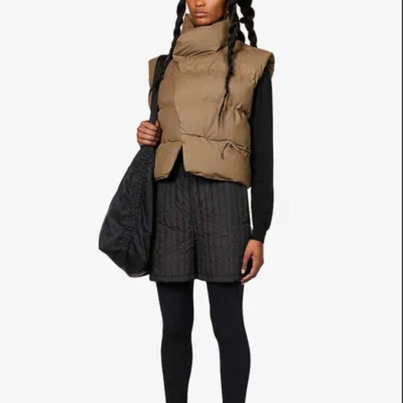 Rains High Neck Padded Shell Vest - Picture 9 of 10